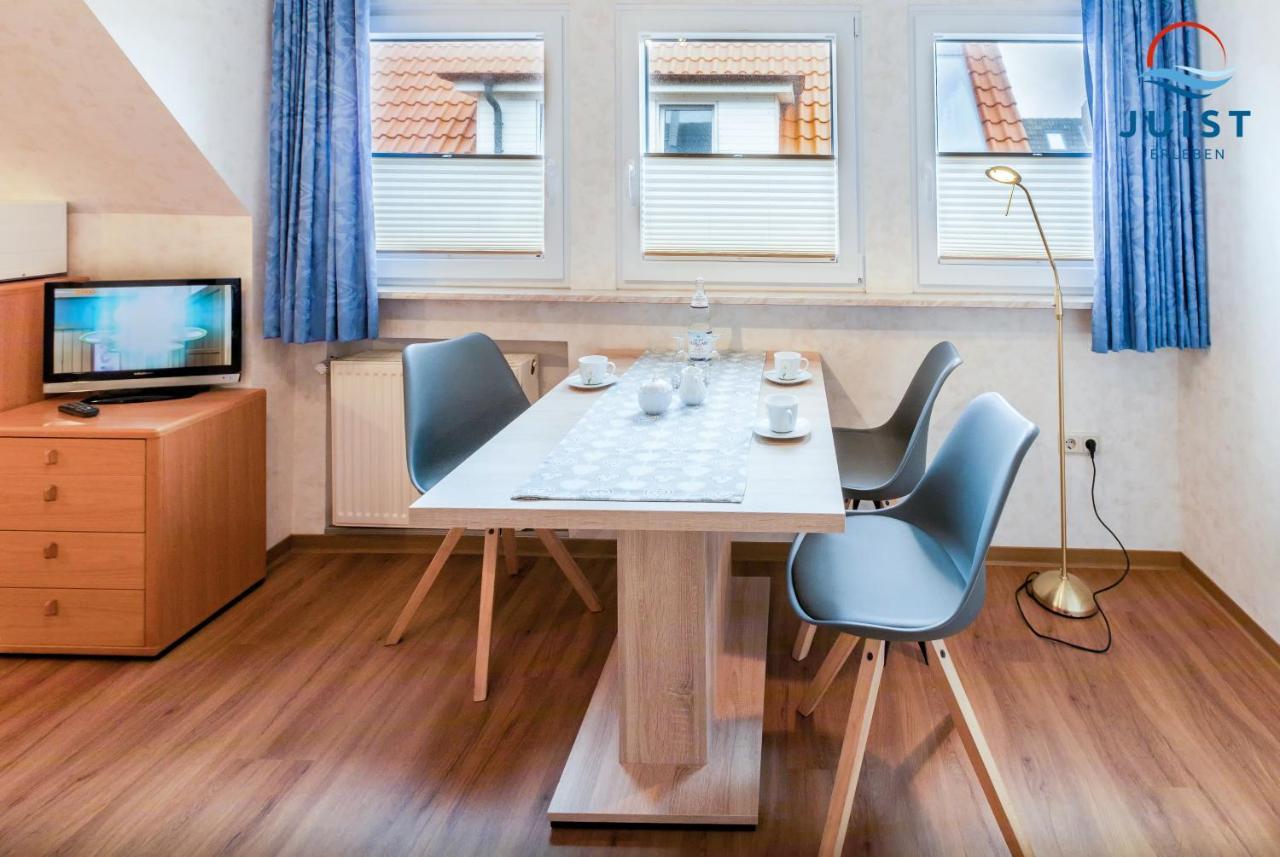 Haus Deichgraf 175 - Wohnung 5 Juist Bagian luar foto