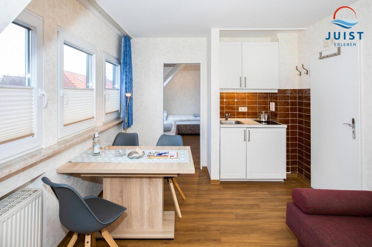 Haus Deichgraf 175 - Wohnung 5 Juist Bagian luar foto